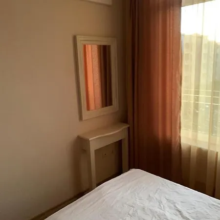 Apartment Dawn Park 59 *